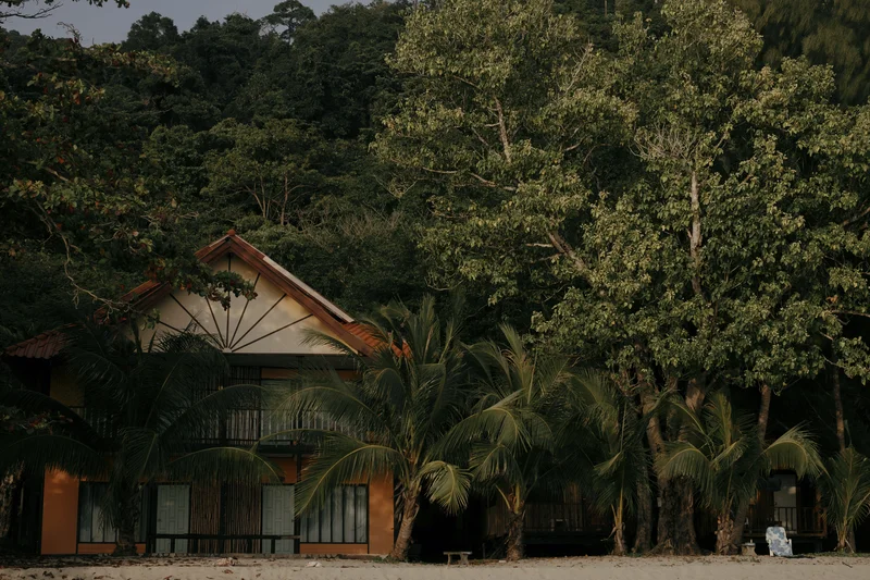 Koh Chang, April 2024 — tropical island in the Gulf of Thailand